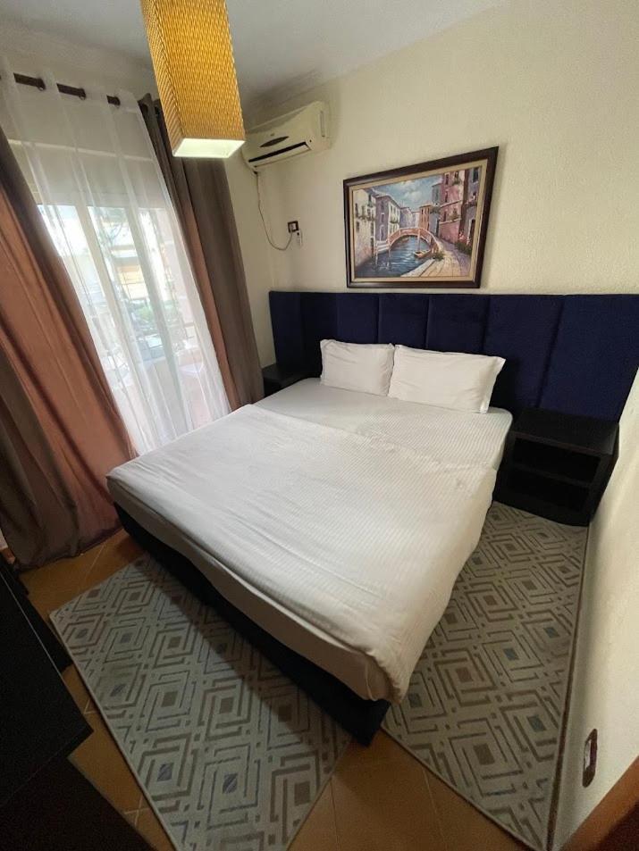 Hotel Ibiza 格勒姆 外观 照片