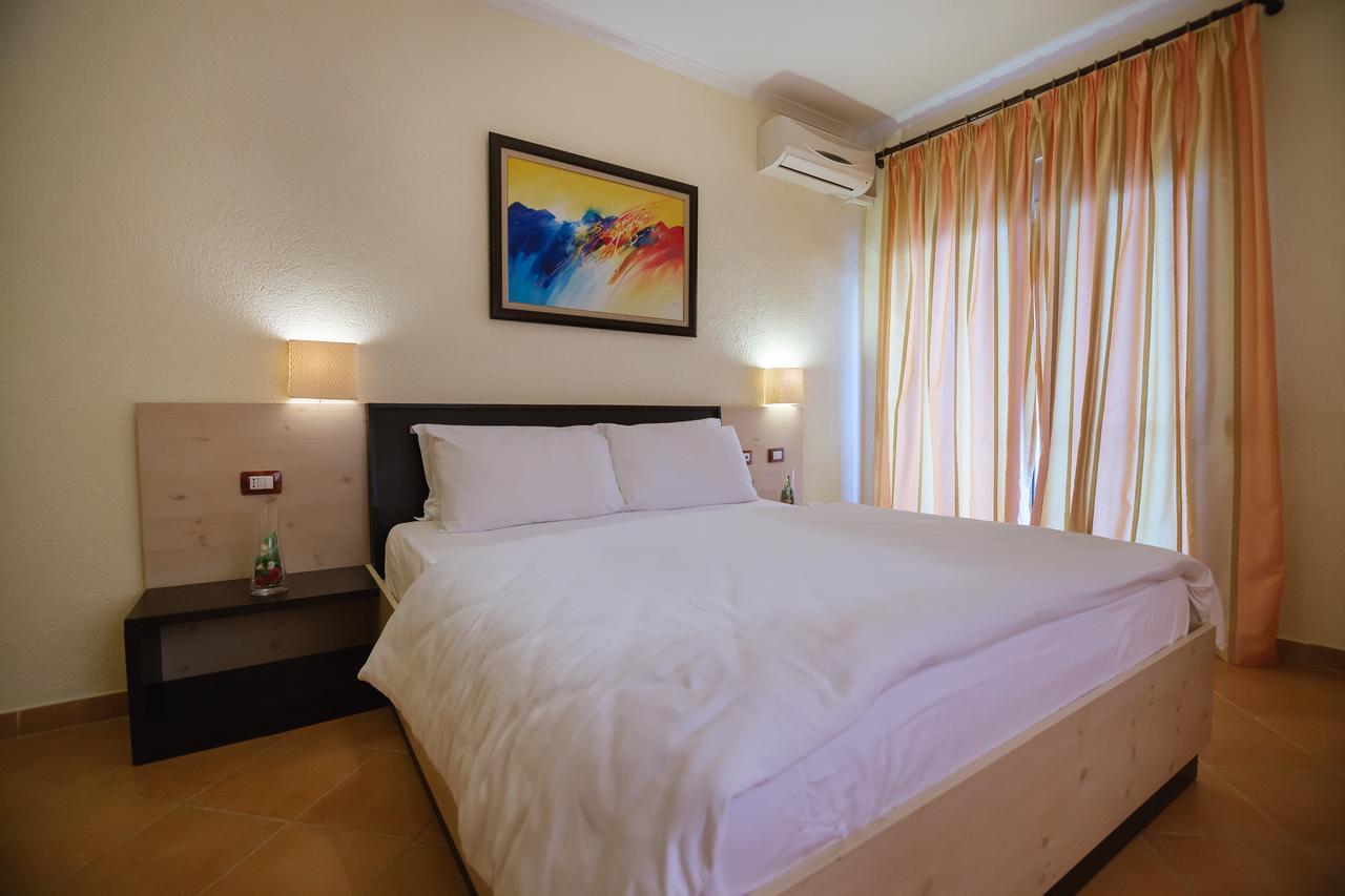Hotel Ibiza 格勒姆 外观 照片