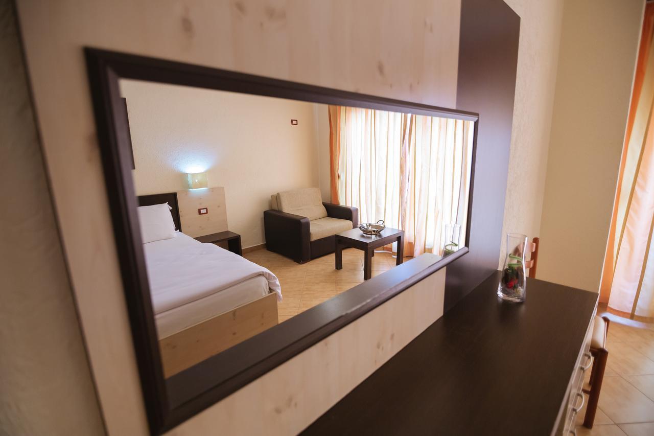 Hotel Ibiza 格勒姆 外观 照片